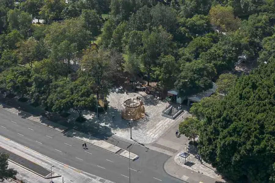 Arquitectura presenta el pabellón Montañas del bosque a la ciudad en la Alameda Central