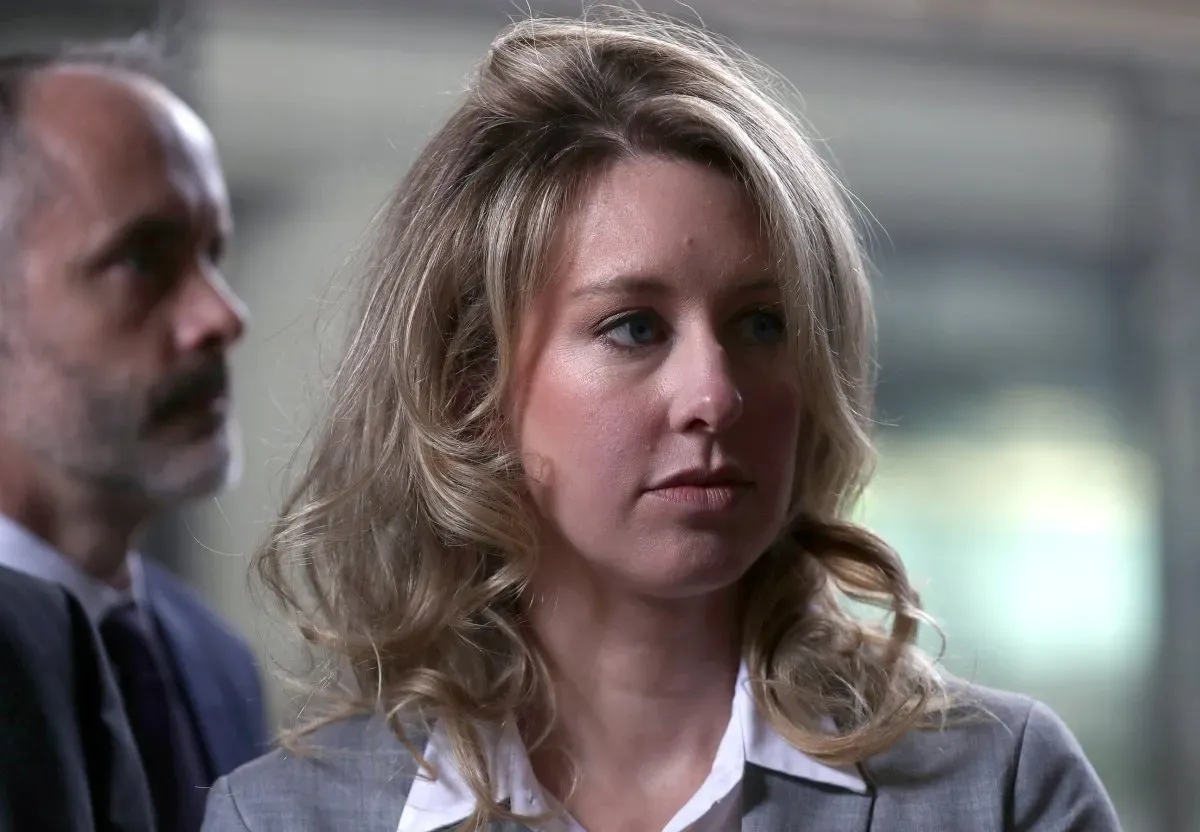 Desde el escritorio de Elizabeth Holmes