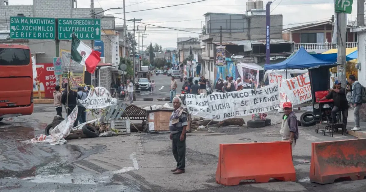 San Gregorio Atlapulco levanta plantón tras firmar acuerdo con autoridades