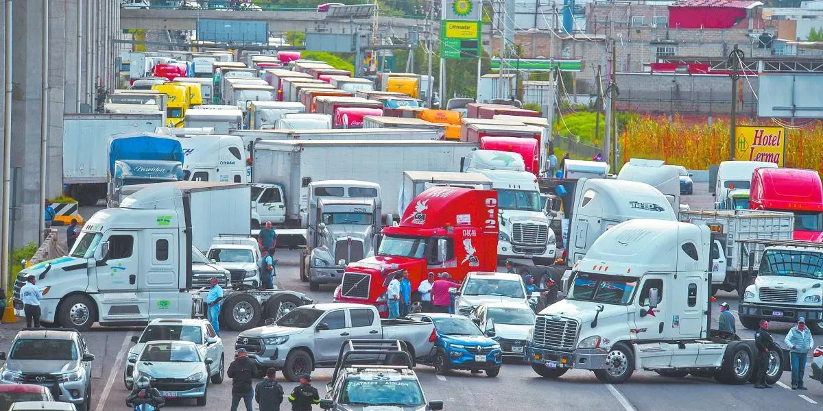 Segob y CANACAR acuerdan retirar los bloqueos y suspender manifestaciones de transportistas