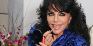 Verónica Castro presenta a su padrino artístico: "Sin él no sería nadie"