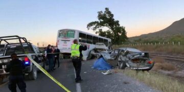 Accidente en la Saltillo-Zacatecas deja nueve lesionados y un muerto