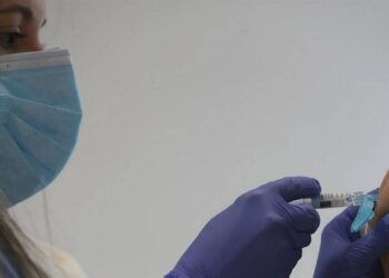 Autorizan la primera vacuna española contra Covid para ensayo internacional