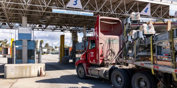 Avanza presencia de militares en aduanas