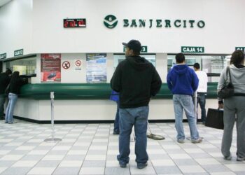Banjercito reconoce falta de cajeros y construirá 44 más este año