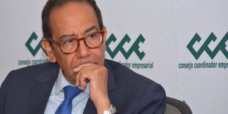 CCE anunciará en noviembre segundo plan de inversiones en infraestructura