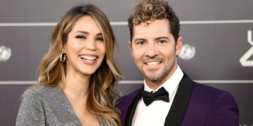 David Bisbal anunció el nacimiento de su bebé ¡FOTO!