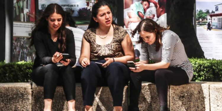 Desempleo por Covid afecta más a mujeres