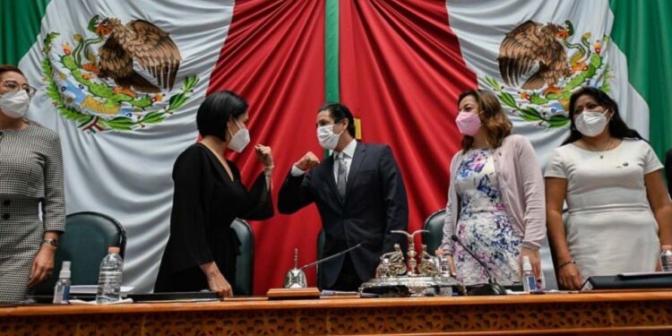 Edomex destin 1.76% de su presupuesto anual para atender 5 meses de pandemia