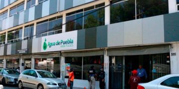 El agua en Puebla: un millonario negocio de los Hank que pagan los usuarios