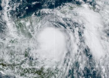 El huracn Zeta categora 1 est a punto de entrar a Cozumel