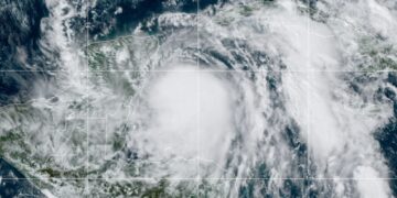 El huracn Zeta categora 1 est a punto de entrar a Cozumel