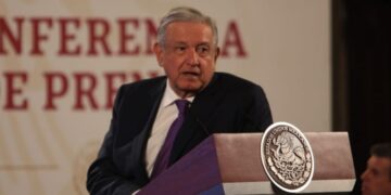 La conferencia mañanera de AMLO (271020)