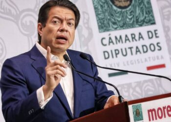 Mario Delgado gana encuesta para dirigir a Morena