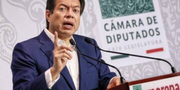 Mario Delgado gana encuesta para dirigir a Morena