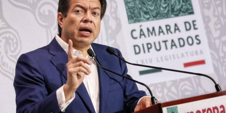 Mario Delgado gana encuesta para dirigir a Morena