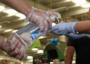 Multas hasta de un mdp a quien relaje medidas sanitarias en NL