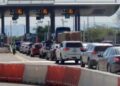Pese a covid-19, turistas abarrotan caseta rumbo a Acapulco