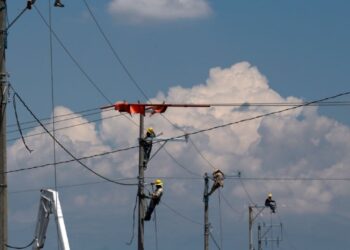 Pese a pandemia, la CFE corta servicio elctrico a pozos de agua en Armera, Colima