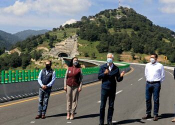 Ven ilegal la inauguracin de la autopista Toluca-Naucalpan
