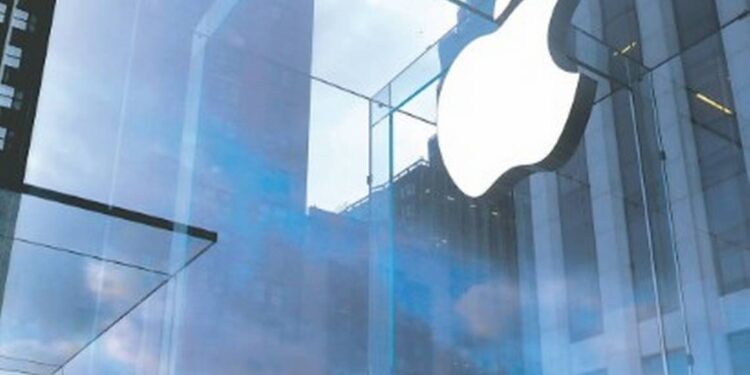 Activistas demandan a Apple por su seguimiento de usuarios