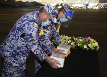 Al día, en EU mueren 10 mexicanos por coronavirus