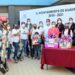 Ante desaparición de personas, alcaldesa de Guaymas regala ¡palas y picos!