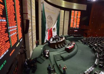 Diputados aprueban acuerdo para buscar reelección sin pedir licencia
