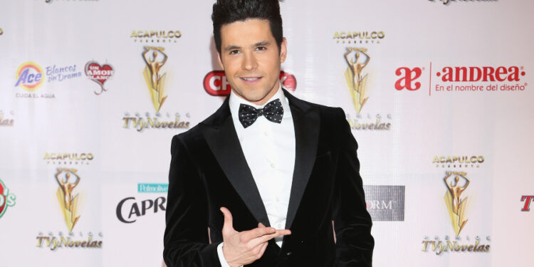 Eleazar N quiere negociar con Stephanie Valenzuela. Foto: Getty Images