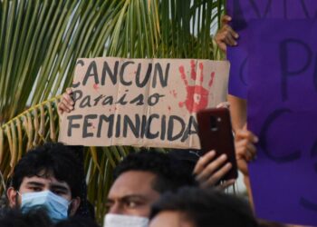 Familiares y amigos despiden a Alexis, la joven asesinada en Cancún