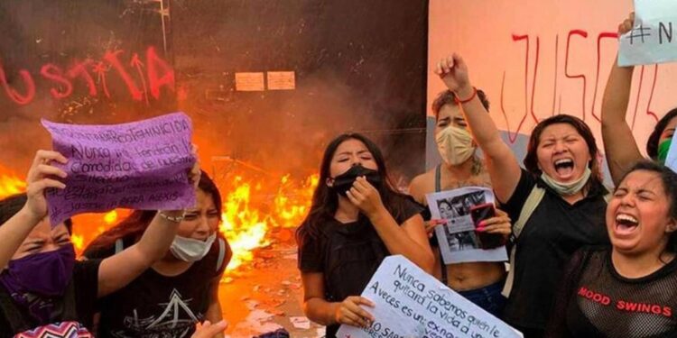 Feministas de Quintana Roo acusas a grupos políticos de "arribistas"