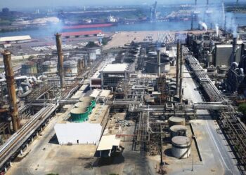 Gobierno de AMLO gasta 467 mdp en una planta "chatarra" en Veracruz