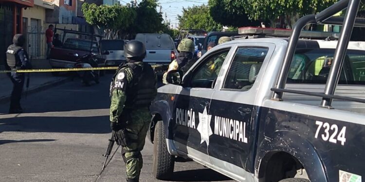 Guanajuato: asesinan a cuatro en taller de hojalatera en Celaya; queman el lugar