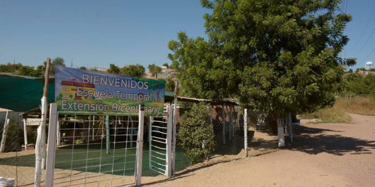Hijos de El Chapo "construyen" escuela en Culiacán