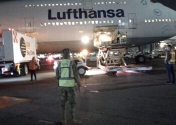 Llegan a México más vacunas de prueba contra Covid-19