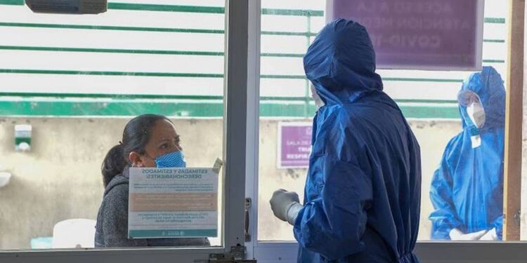 Médicos exigen semáforo rojo para frenar casos de Covid-19 en Durango