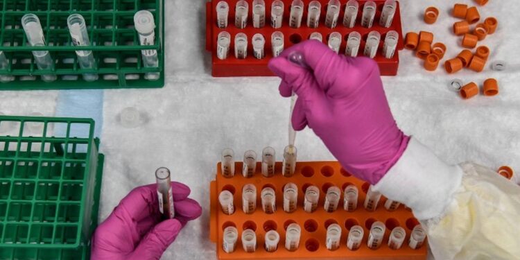 México buscará acceso a todas las vacunas posibles de Covid-19: Ebrard