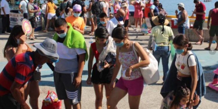 México rompe otro récord de Covid-19: más de 12 mil casos en un día