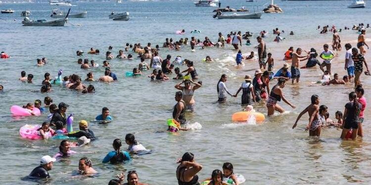 Playas de Guerrero, al límite de su capacidad hotelera pese a pandemia