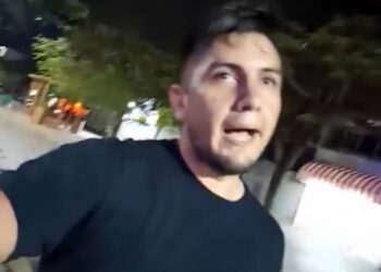 Profesor de Alexis denuncia agresiones sexuales durante detenciones en Cancún