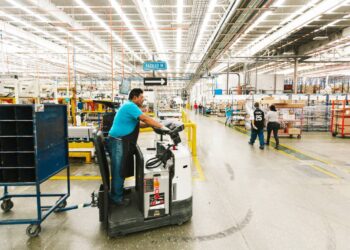 Refugiados se unen a la batalla contra Covid-19