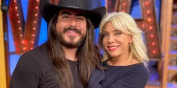 "Rey Grupero" revela que tiene el mejor sexo con Cynthia Klitbo. Foto: Venga la Alegría