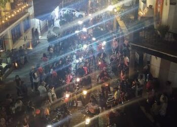 Se olvidan del Covid-19 en Valle de Bravo y piden "calaverita"