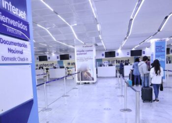 Trabajadores de Interjet aplazan huelga para diciembre