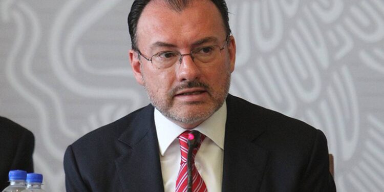 UIF investiga a Luis Videgaray por presuntos actos de corrupción