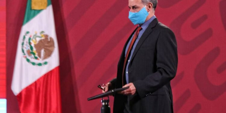 "Vamos bien", dice Gatell cuando México supera las 100 muertes por Covid
