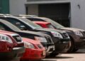 Venta de autos cae 21% en octubre