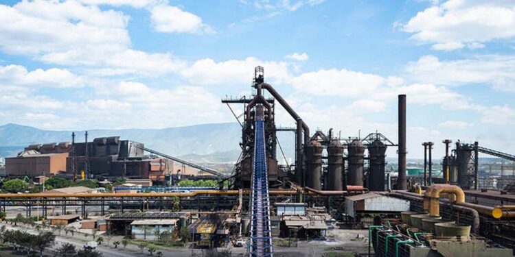 AHMSA vende 55% de su controladora a Villacero