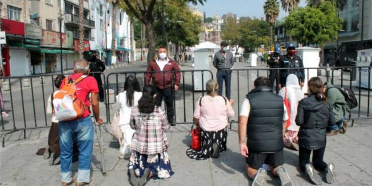 AMLO "presume" responsabilidad en Basílica; CDMX informa que 127 intentaron entrar