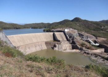 AMLO promete dar continuidad al proyecto de Presa Picachos